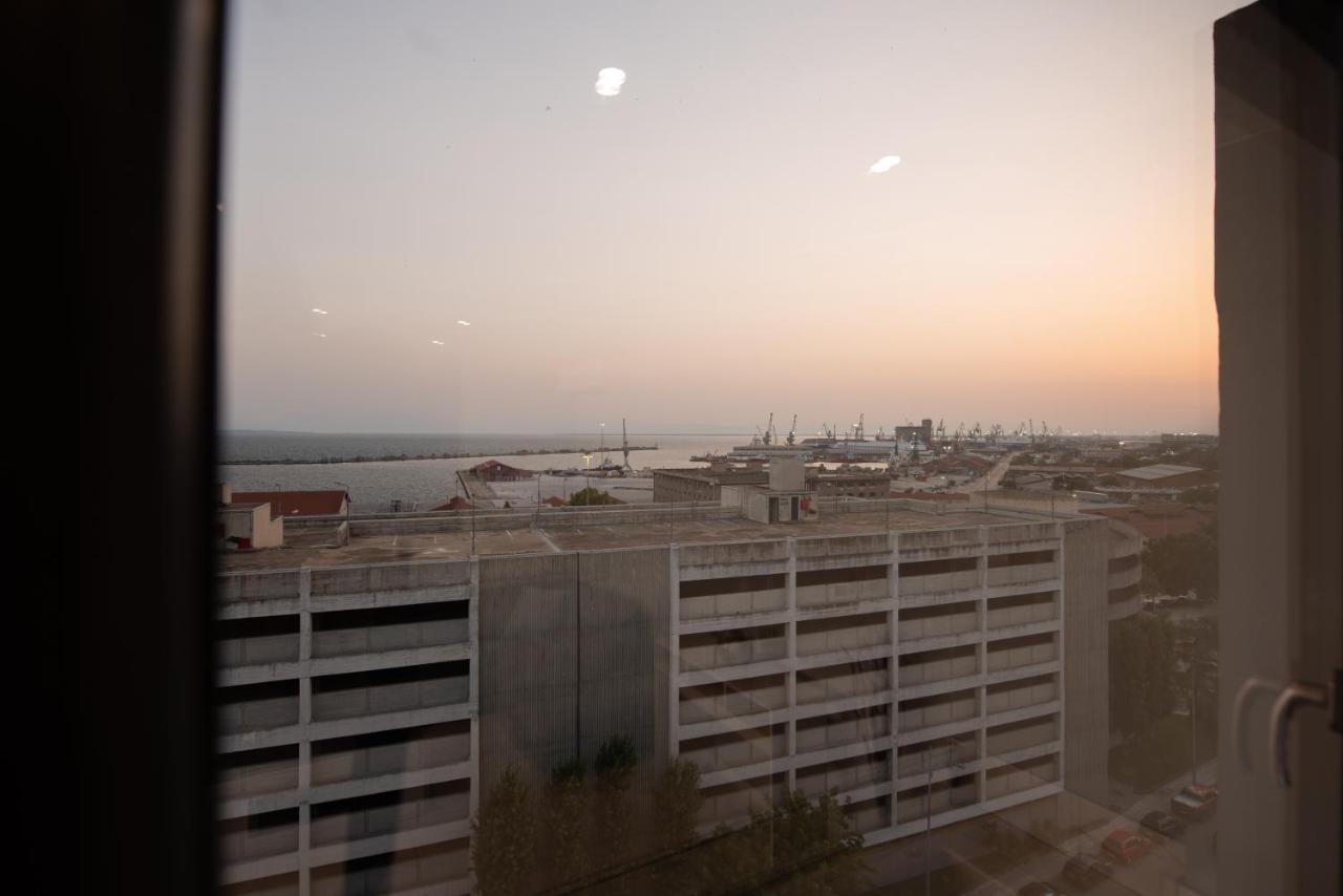 Sea & City Luxury Suite Thessalonique Extérieur photo